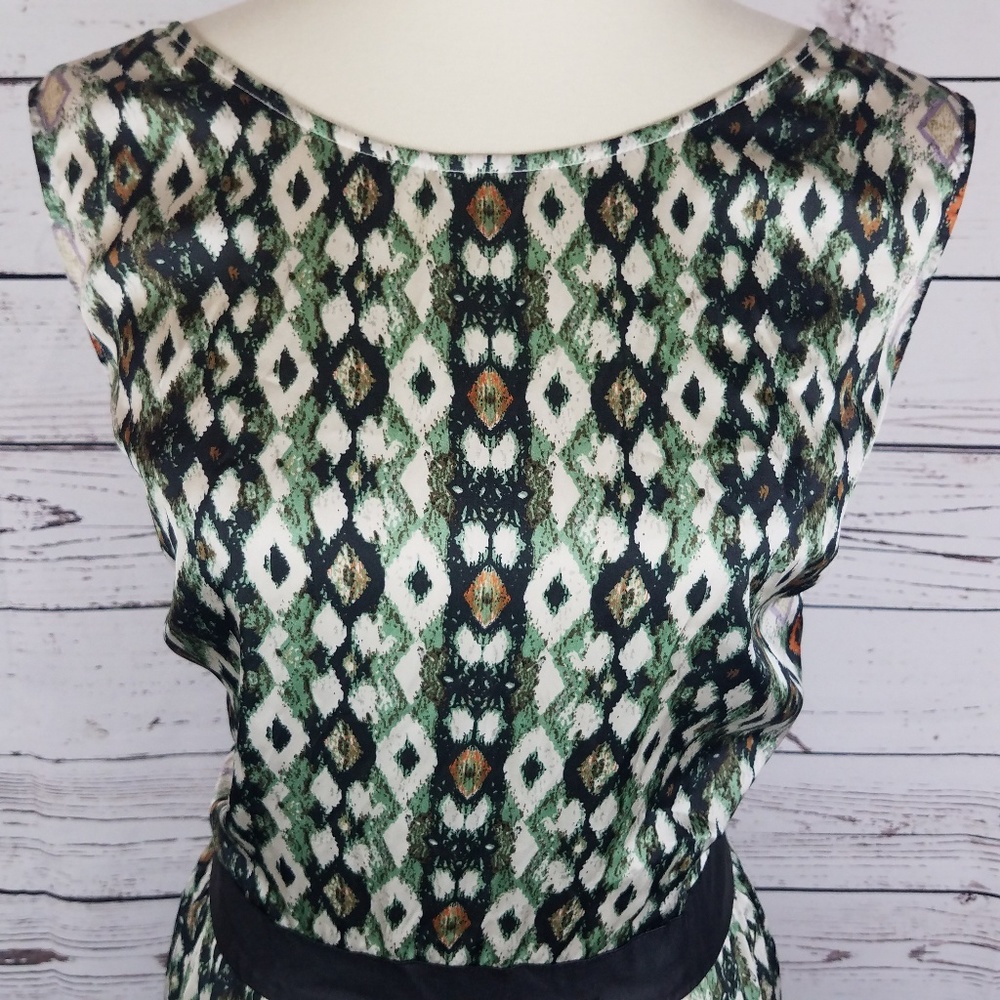 Tribal Pattern Dress - Picture 3 of 4